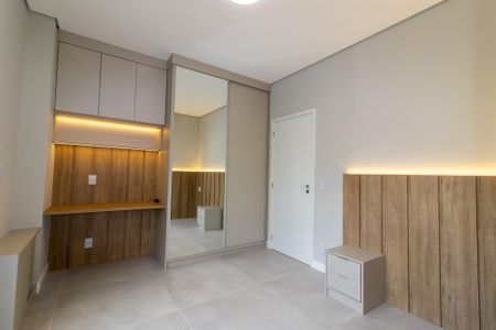 Casa de condomínio à venda com 271m², 4 quartos e 4 vagasSuite 3