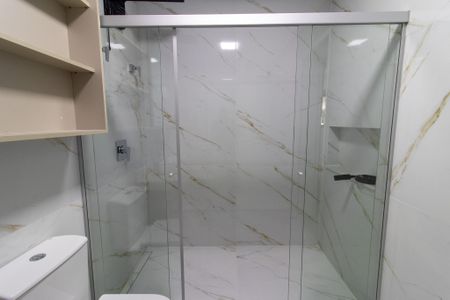 Casa de condomínio à venda com 271m², 4 quartos e 4 vagasBanheiro da Suíte 4