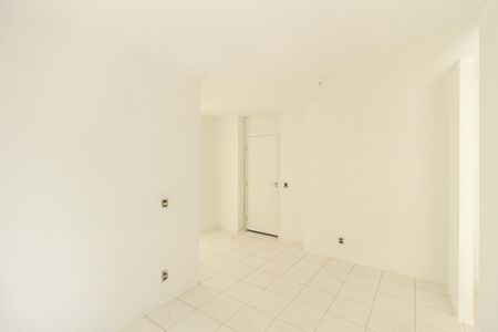 Sala de apartamento para alugar com 2 quartos, 50m² em Campo Grande, Rio de Janeiro