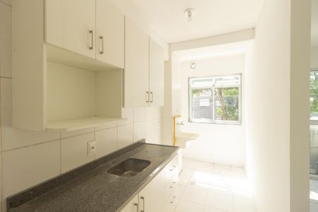 Apartamento para alugar com 50m², 2 quartos e 1 vaga Apartamento para alugar com 50m², 2 quartos e 1 vagaCozinha e Área de Serviço