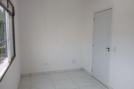 Quarto 1 de apartamento para alugar com 1 quarto, 30m² em Km 18, Osasco