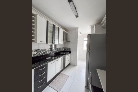 Apartamento à venda com 56m², 2 quartos e 1 vaga Apartamento à venda com 56m², 2 quartos e 1 vagaCozinha