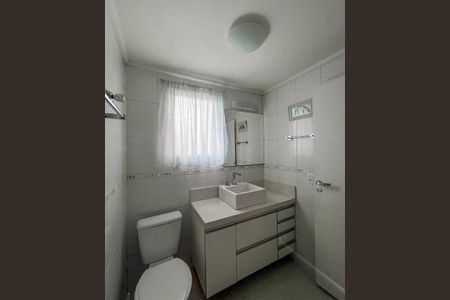 Apartamento à venda com 56m², 2 quartos e 1 vaga Apartamento à venda com 56m², 2 quartos e 1 vagaBanheiro