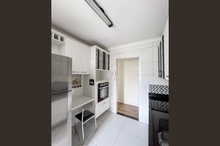 Apartamento à venda com 56m², 2 quartos e 1 vaga Apartamento à venda com 56m², 2 quartos e 1 vagaCozinha