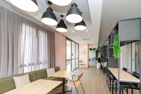 Apartamento à venda com 69m², 2 quartos e 1 vagaÁrea comum