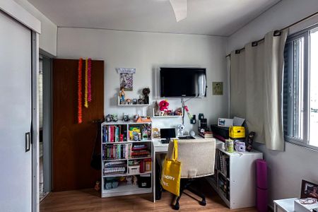 Apartamento à venda com 84m², 2 quartos e 1 vaga Apartamento à venda com 84m², 2 quartos e 1 vagaQuarto