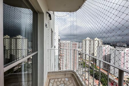 Apartamento à venda com 84m², 2 quartos e 1 vaga Apartamento à venda com 84m², 2 quartos e 1 vagaVaranda da Sala