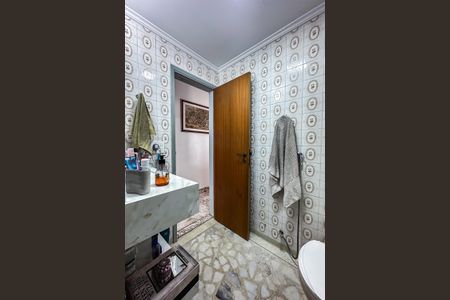 Apartamento à venda com 84m², 2 quartos e 1 vaga Apartamento à venda com 84m², 2 quartos e 1 vagaBanheiro