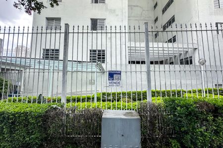 Apartamento à venda com 84m², 2 quartos e 1 vaga Apartamento à venda com 84m², 2 quartos e 1 vagaPlaca