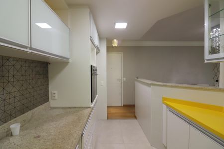 Apartamento para alugar com 94m², 3 quartos e 2 vagasCozinha