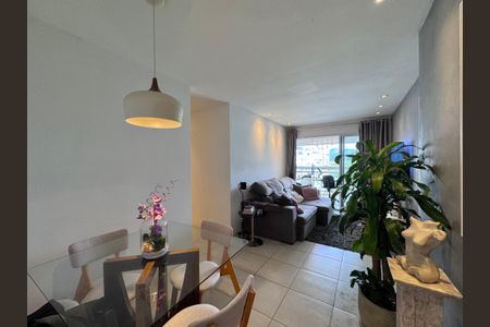 Apartamento à venda com 84m², 2 quartos e 1 vagaSala