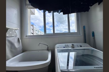 Apartamento à venda com 84m², 2 quartos e 1 vagaCozinha e Área de Serviço