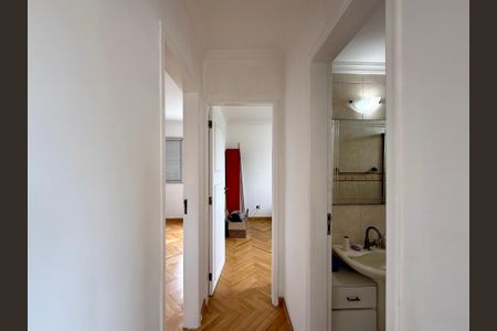 Apartamento à venda com 53m², 2 quartos e 1 vagaCorredor Quartos 