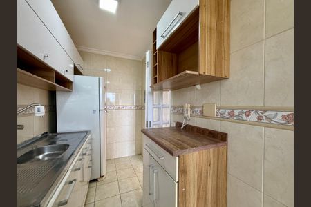 Apartamento à venda com 53m², 2 quartos e 1 vagaCozinha 