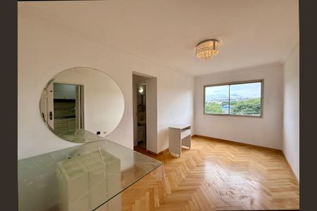 Sala de apartamento para alugar com 2 quartos, 53m² em Jardim Vergueiro, São Paulo