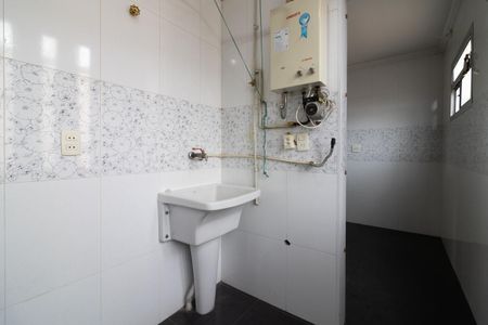 Apartamento para alugar com 55m², 2 quartos e sem vagaÁrea de Serviço