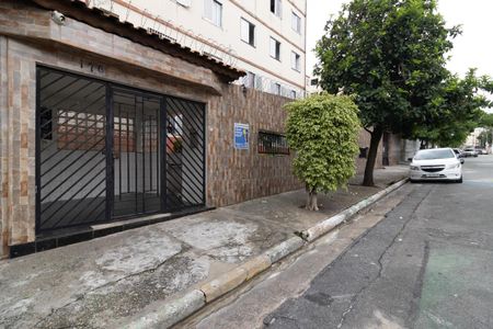 Apartamento para alugar com 55m², 2 quartos e sem vagaFachada e Plaquinha