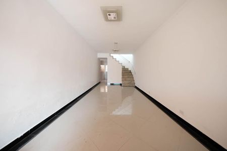 Sala de casa à venda com 3 quartos, 320m² em Vila Frugoli, São Paulo