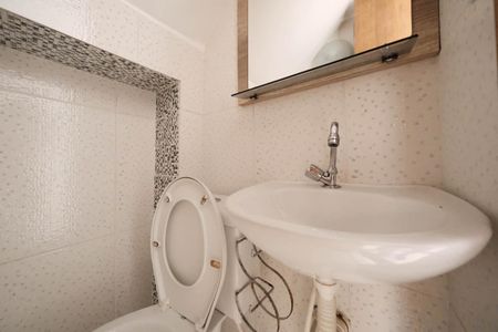 Casa à venda com 320m², 3 quartos e 2 vagasLavabo