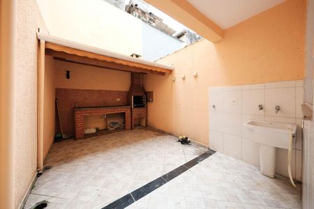 Casa à venda com 320m², 3 quartos e 2 vagasÁrea de Serviço