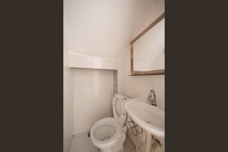 Casa à venda com 320m², 3 quartos e 2 vagasLavabo