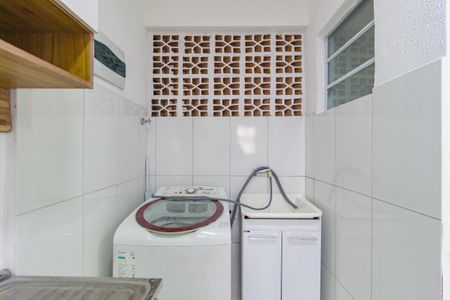 Studio para alugar com 30m², 1 quarto e sem vaga Studio para alugar com 30m², 1 quarto e sem vagaÁrea de Serviço