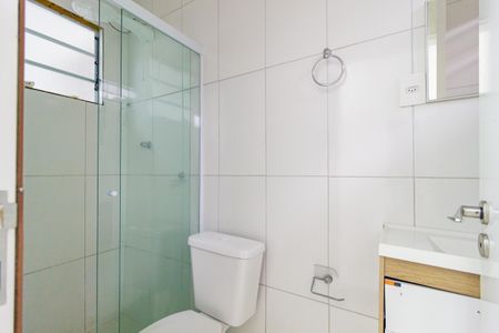 Banheiro de kitnet/studio para alugar com 1 quarto, 30m² em Vila Oratorio, São Paulo