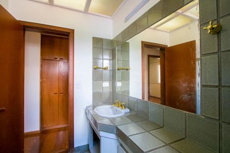 Apartamento à venda com 176m², 3 quartos e 3 vagasBanheiro social