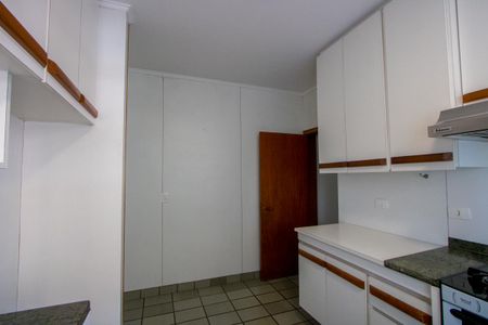 Apartamento à venda com 176m², 3 quartos e 3 vagasCozinha