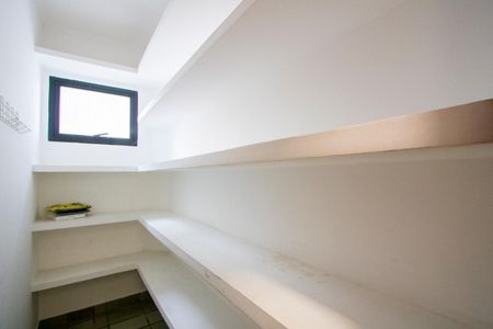 Apartamento à venda com 176m², 3 quartos e 3 vagasDespensa