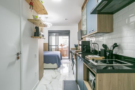 Cozinha de kitnet/studio à venda com 1 quarto, 27m² em Liberdade, São Paulo