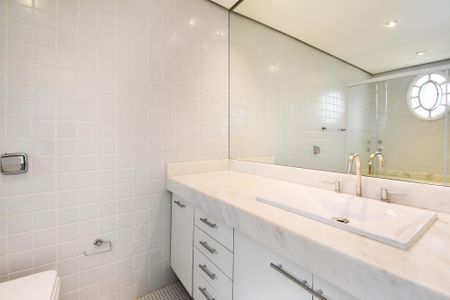 Apartamento à venda com 110m², 2 quartos e 1 vaga Apartamento à venda com 110m², 2 quartos e 1 vagabanheiro quarto 2