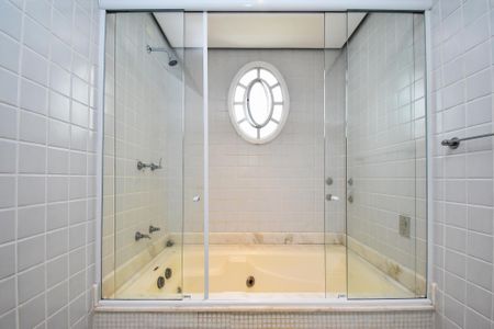 Apartamento à venda com 110m², 2 quartos e 1 vaga Apartamento à venda com 110m², 2 quartos e 1 vagabanheiro quarto 2