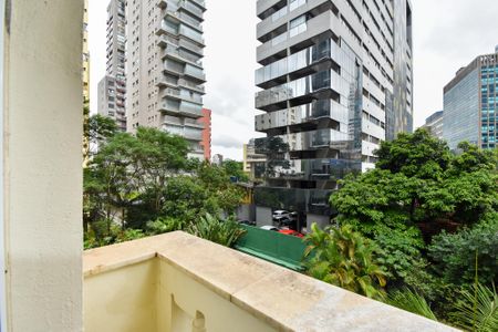 Apartamento à venda com 110m², 2 quartos e 1 vaga Apartamento à venda com 110m², 2 quartos e 1 vagavaranda quarto 2