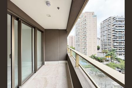 Studio à venda com 27m², 1 quarto e sem vagaVaranda