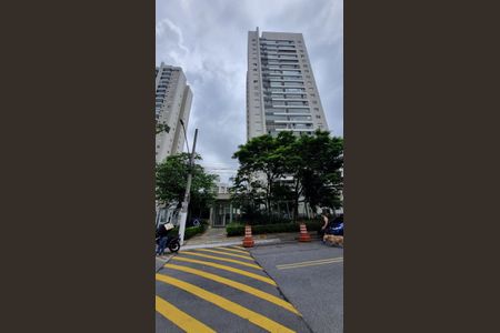 Apartamento à venda com 96m², 3 quartos e 2 vagas Apartamento à venda com 96m², 3 quartos e 2 vagasFachada