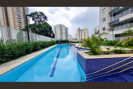 Apartamento à venda com 96m², 3 quartos e 2 vagas Apartamento à venda com 96m², 3 quartos e 2 vagasÁrea comum - Piscina