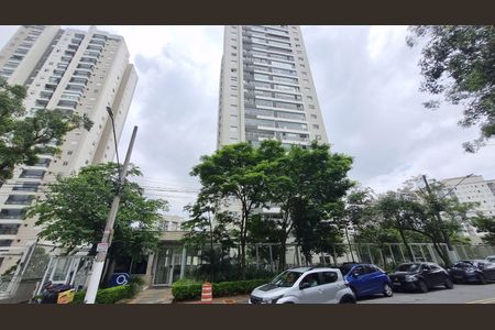 Apartamento à venda com 96m², 3 quartos e 2 vagas Apartamento à venda com 96m², 3 quartos e 2 vagasFachada