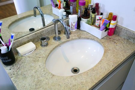 Apartamento à venda com 96m², 3 quartos e 2 vagas Apartamento à venda com 96m², 3 quartos e 2 vagasBanheiro da Suíte 1