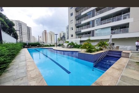 Apartamento à venda com 96m², 3 quartos e 2 vagas Apartamento à venda com 96m², 3 quartos e 2 vagasÁrea comum - Piscina