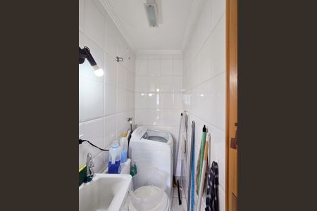 Apartamento à venda com 126m², 3 quartos e 2 vagas Apartamento à venda com 126m², 3 quartos e 2 vagasÁrea de Serviço