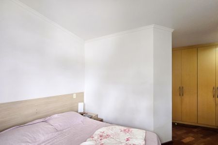 Apartamento à venda com 126m², 3 quartos e 2 vagas Apartamento à venda com 126m², 3 quartos e 2 vagasSuíte