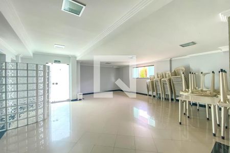 Apartamento à venda com 126m², 3 quartos e 2 vagas Apartamento à venda com 126m², 3 quartos e 2 vagasÁrea comum - Salão de festas
