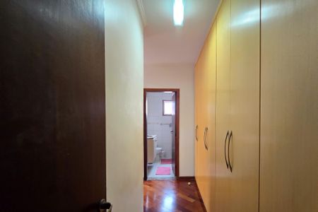 Apartamento à venda com 126m², 3 quartos e 2 vagas Apartamento à venda com 126m², 3 quartos e 2 vagasCloset - Suíte