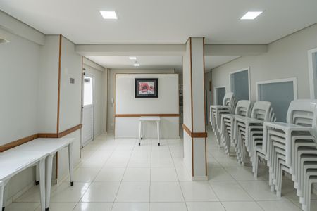 Apartamento para alugar com 60m², 2 quartos e 1 vagaSalão