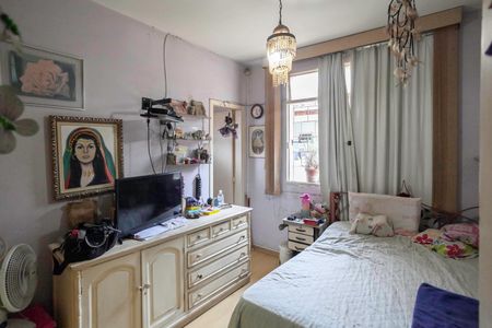 Casa à venda com 138m², 5 quartos e 2 vagasSuíte 