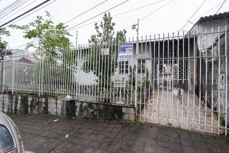 Casa à venda com 138m², 5 quartos e 2 vagasFachada