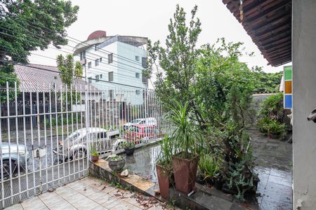 Casa à venda com 138m², 5 quartos e 2 vagasEntrada