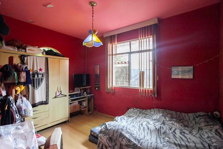 Casa à venda com 138m², 5 quartos e 2 vagasQuarto 1