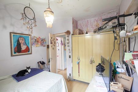 Casa à venda com 138m², 5 quartos e 2 vagasSuíte 